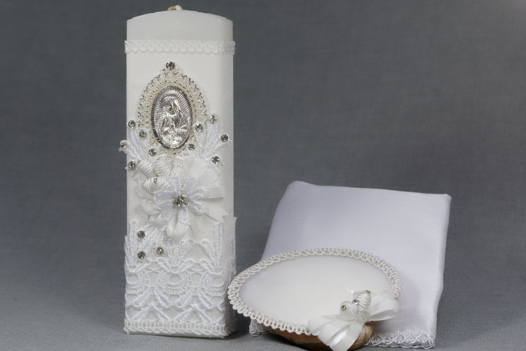 set de vela para bautismo color blanca adornada virgencita de guadalupe