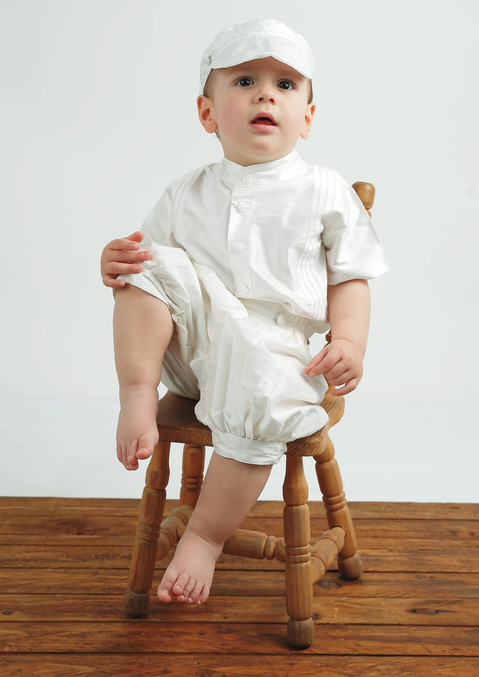 trajecito para bautizo de niño burbvus hecho en fina seda 3 piezas gorrito camisa y pantalon